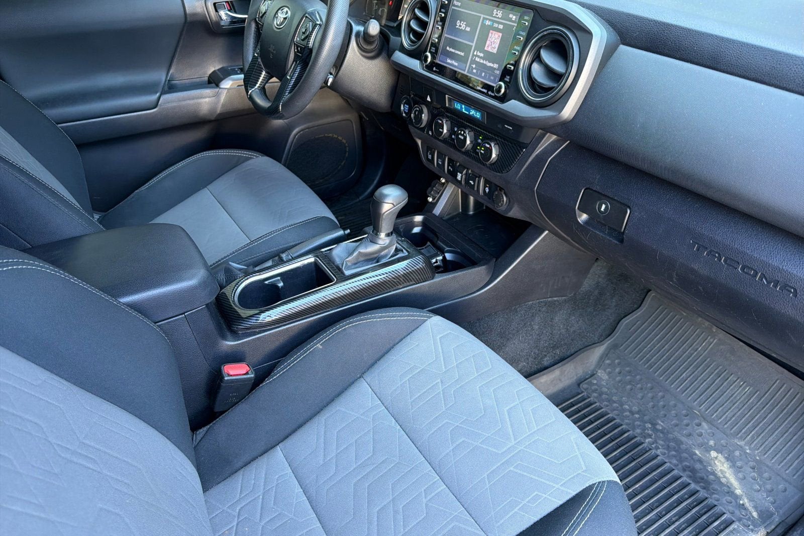 2022 Toyota Tacoma 4WD SR