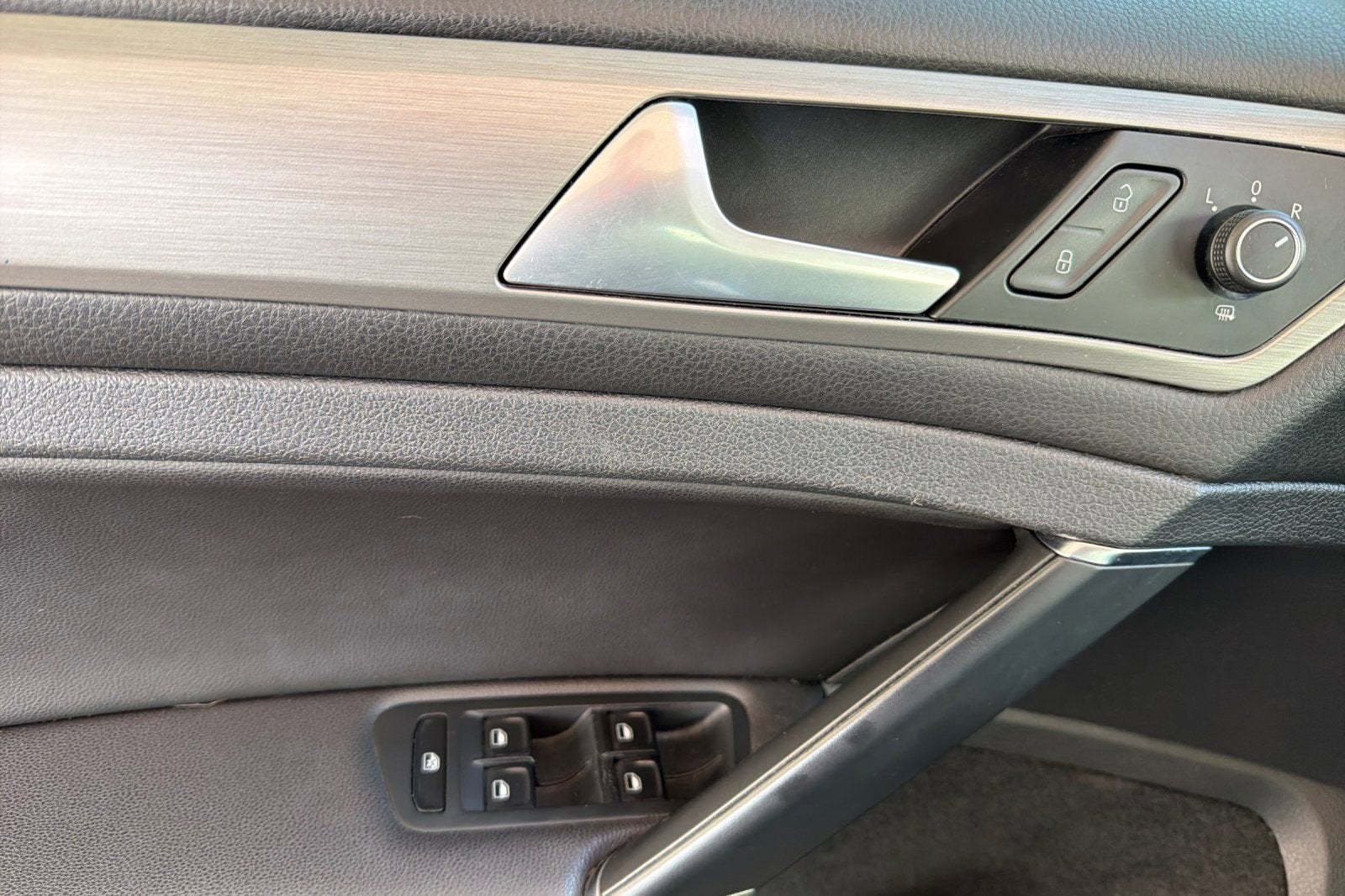 2015 Volkswagen Golf SportWagen TDI S
