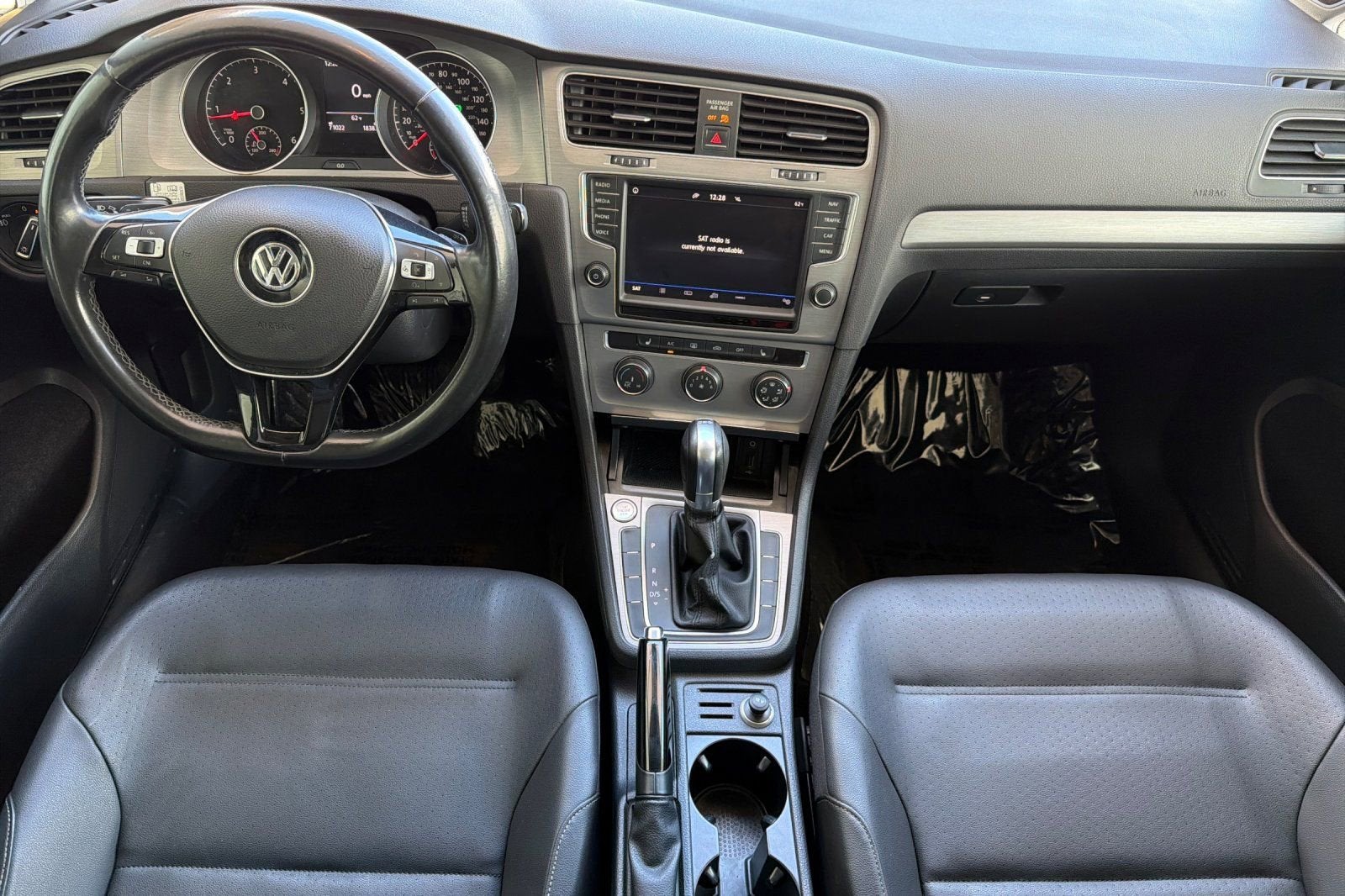 2015 Volkswagen Golf SportWagen TDI S