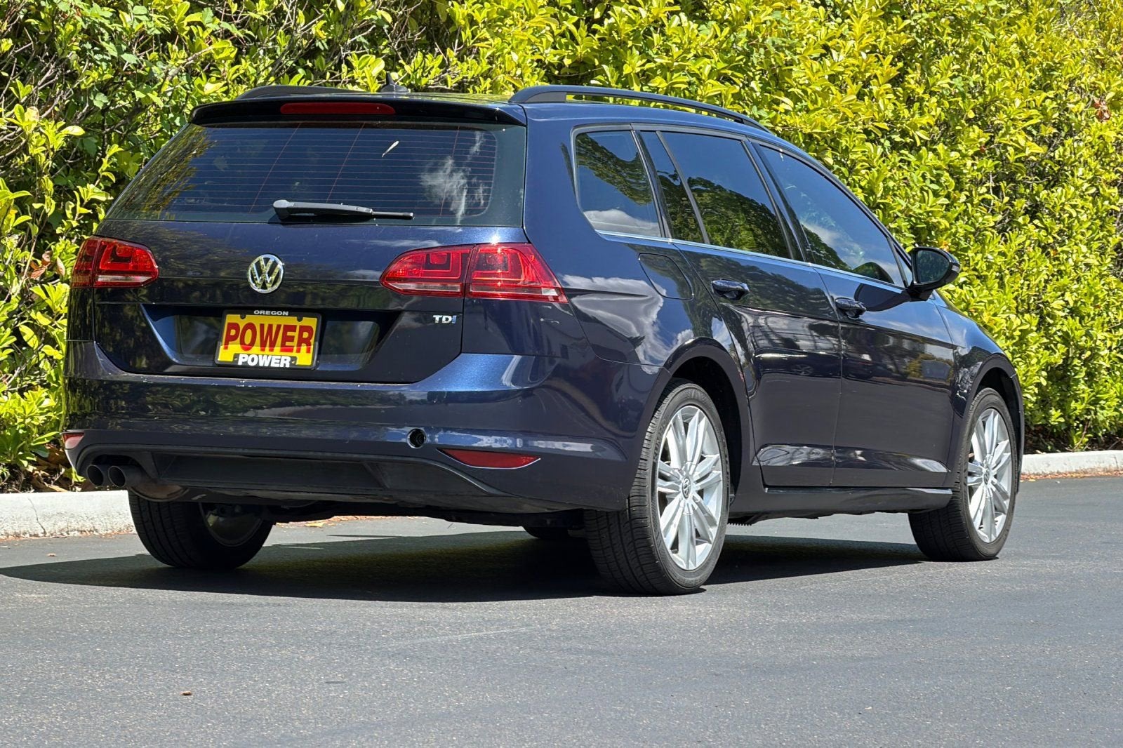 2015 Volkswagen Golf SportWagen TDI S