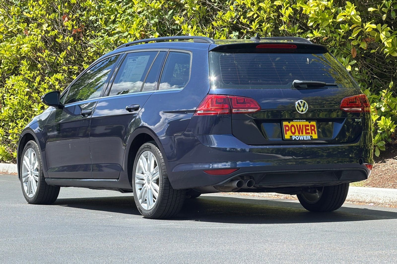 2015 Volkswagen Golf SportWagen TDI S