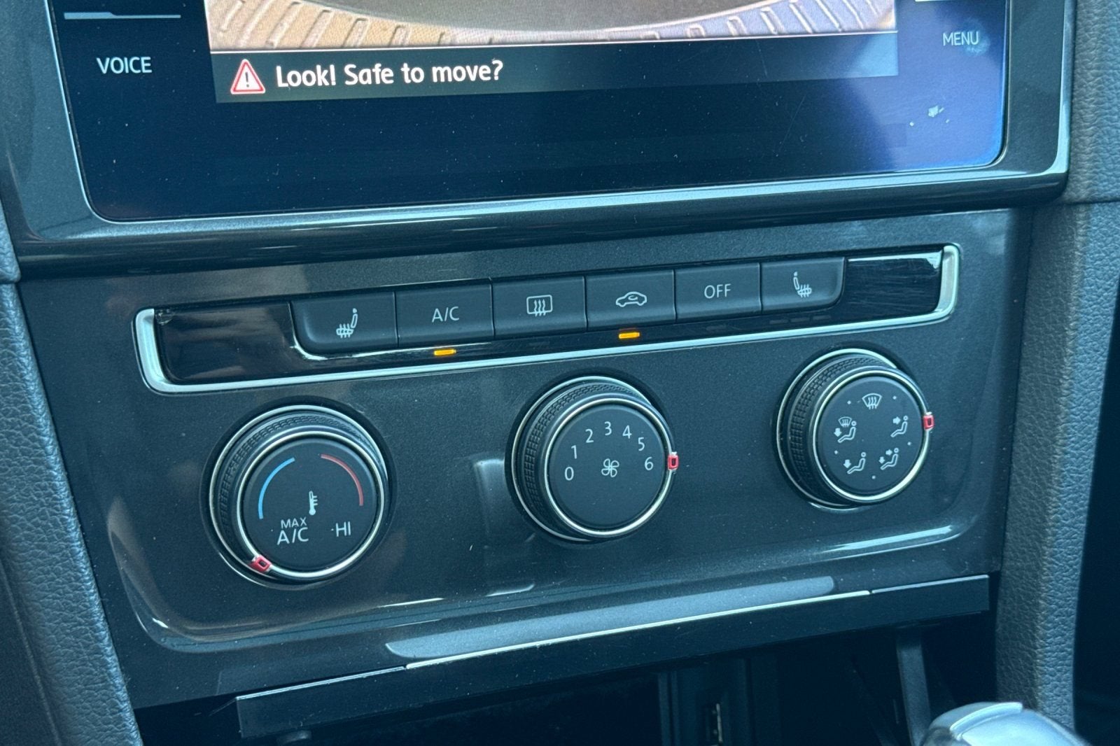 2019 Volkswagen Golf SportWagen S