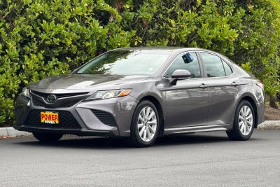 2020 Toyota Camry SE