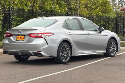 2020 Toyota Camry SE