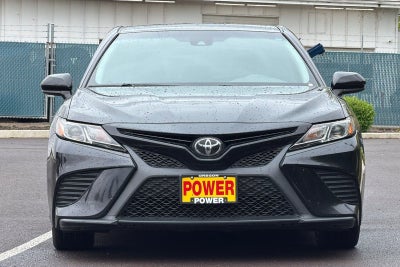 2020 Toyota Camry SE