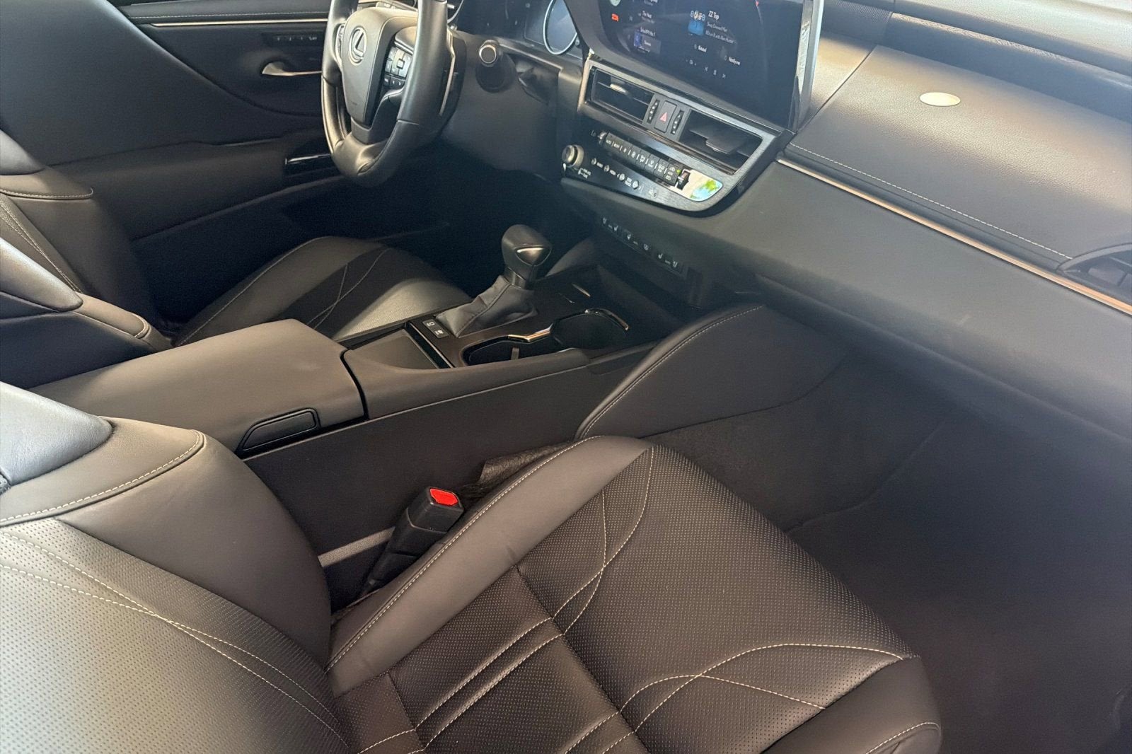 2024 Lexus ES ES 300h Luxury
