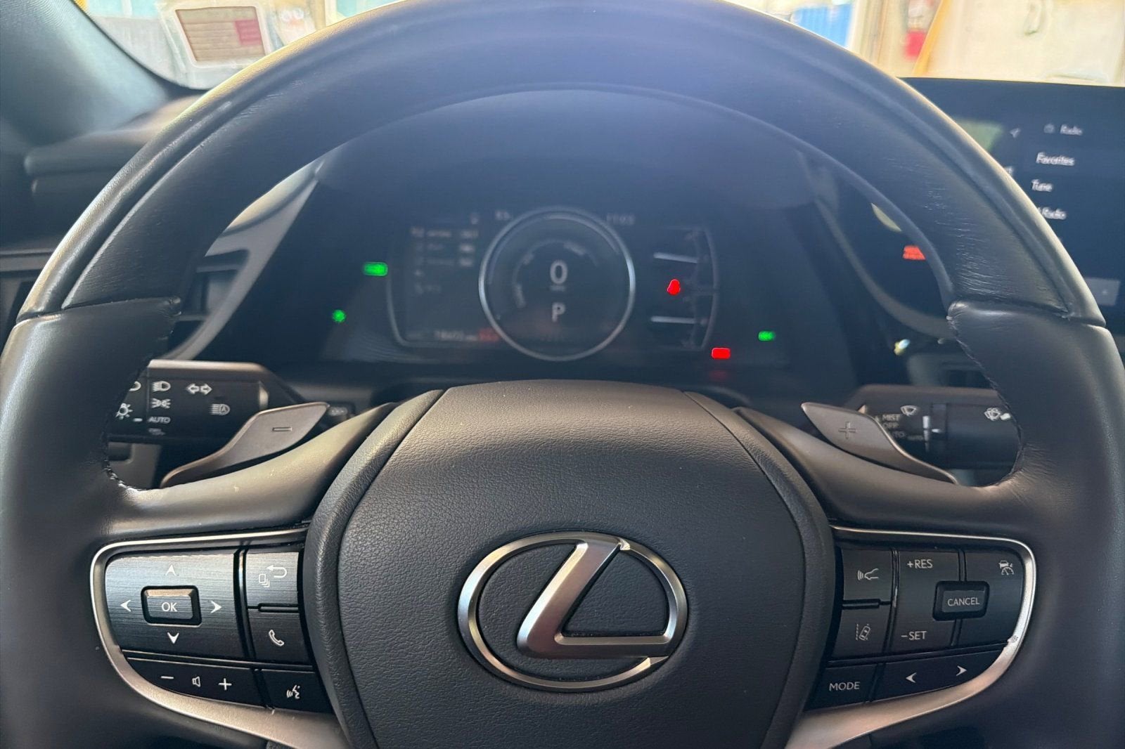 2024 Lexus ES ES 300h Luxury