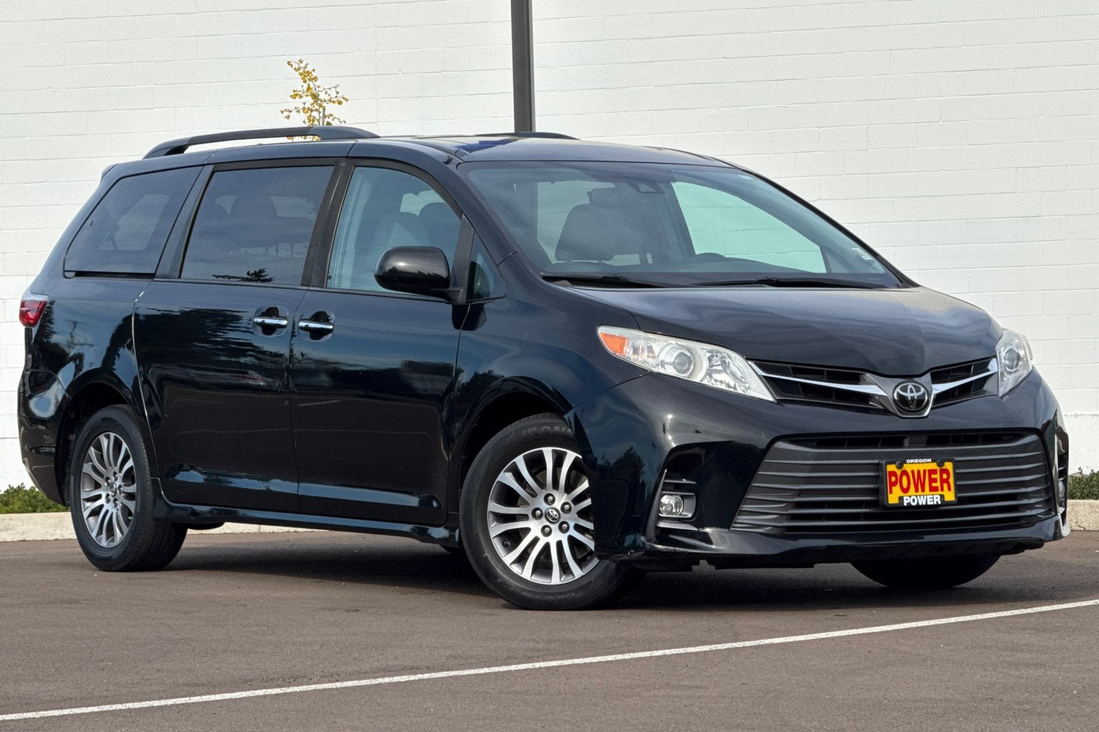 2019 Toyota Sienna XLE Auto Access Seat