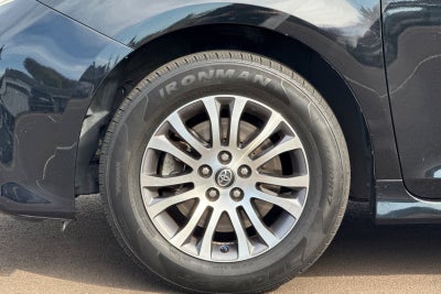 2019 Toyota Sienna XLE Auto Access Seat