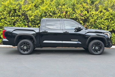 2024 Toyota Tundra 4WD SR5