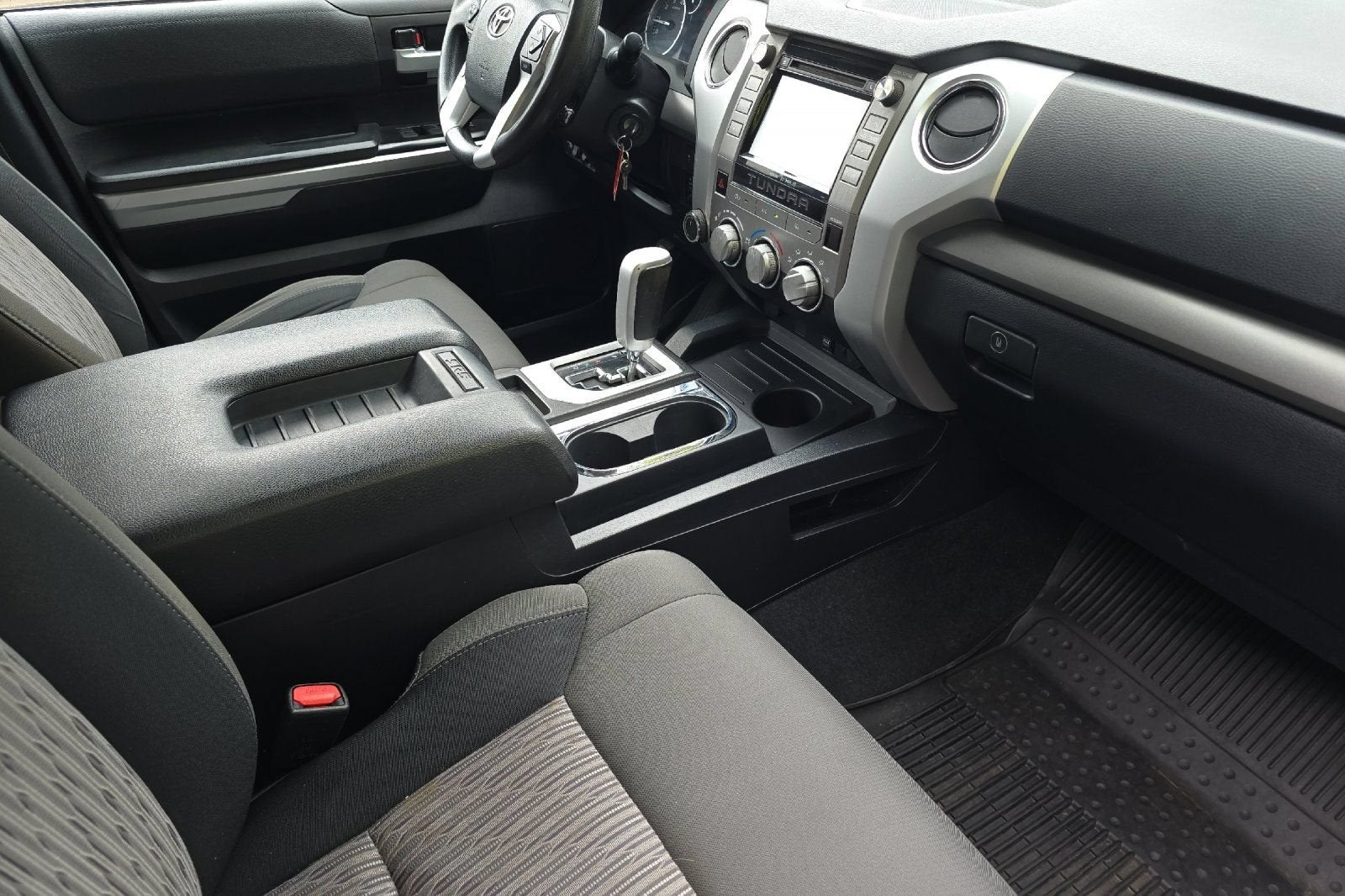 2017 Toyota Tundra 4WD SR