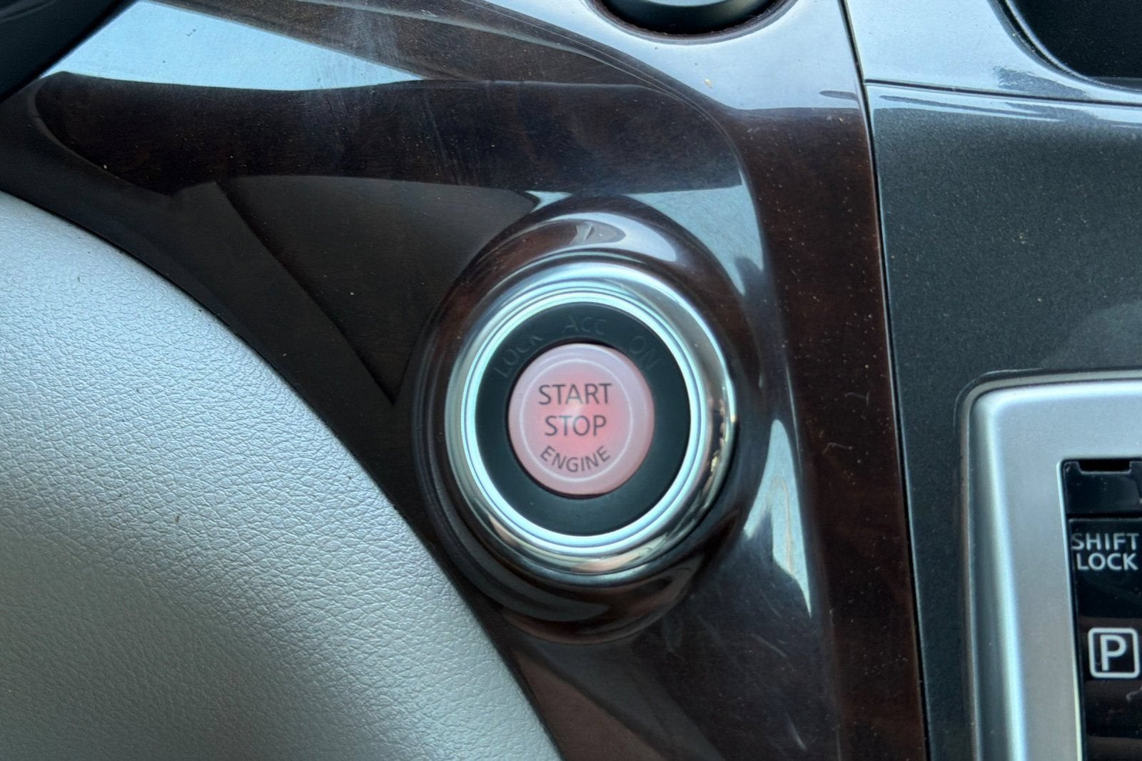2012 Nissan Quest S