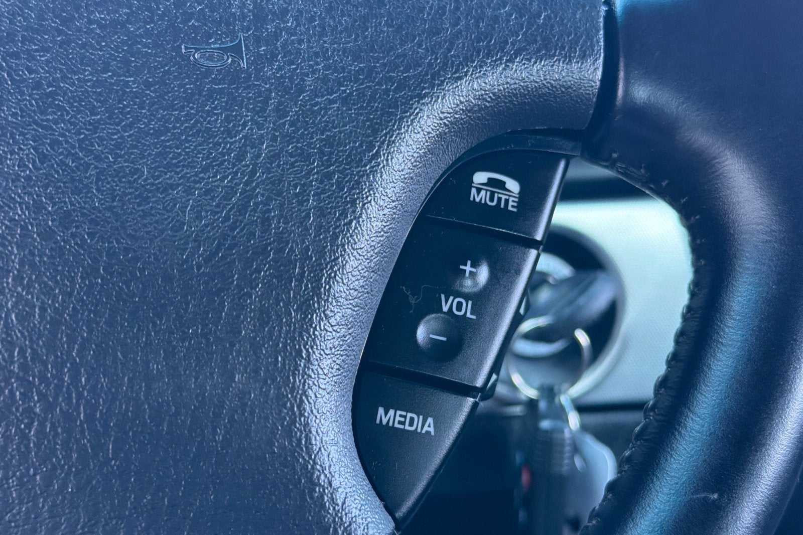 2005 Ford Thunderbird Base