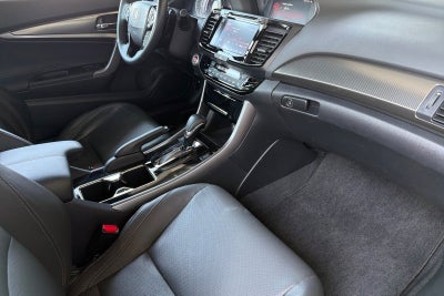 2017 Honda Accord EX-L w/Navigation and Honda Sensing