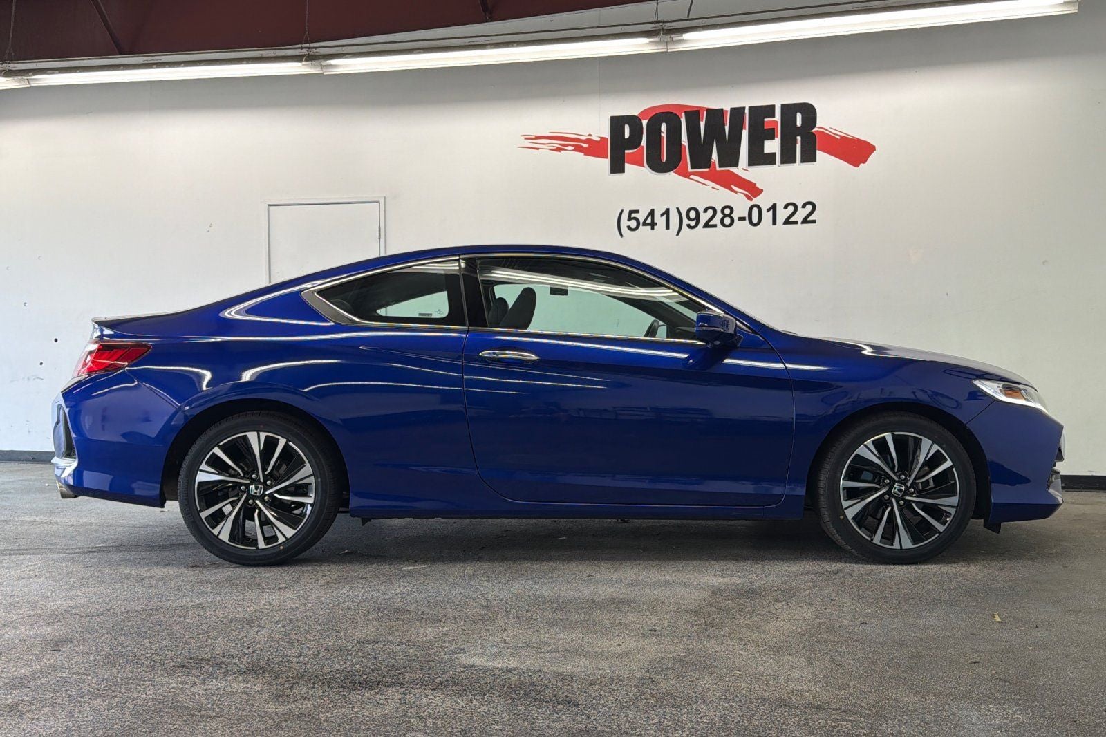 2017 Honda Accord EX-L w/Navigation and Honda Sensing
