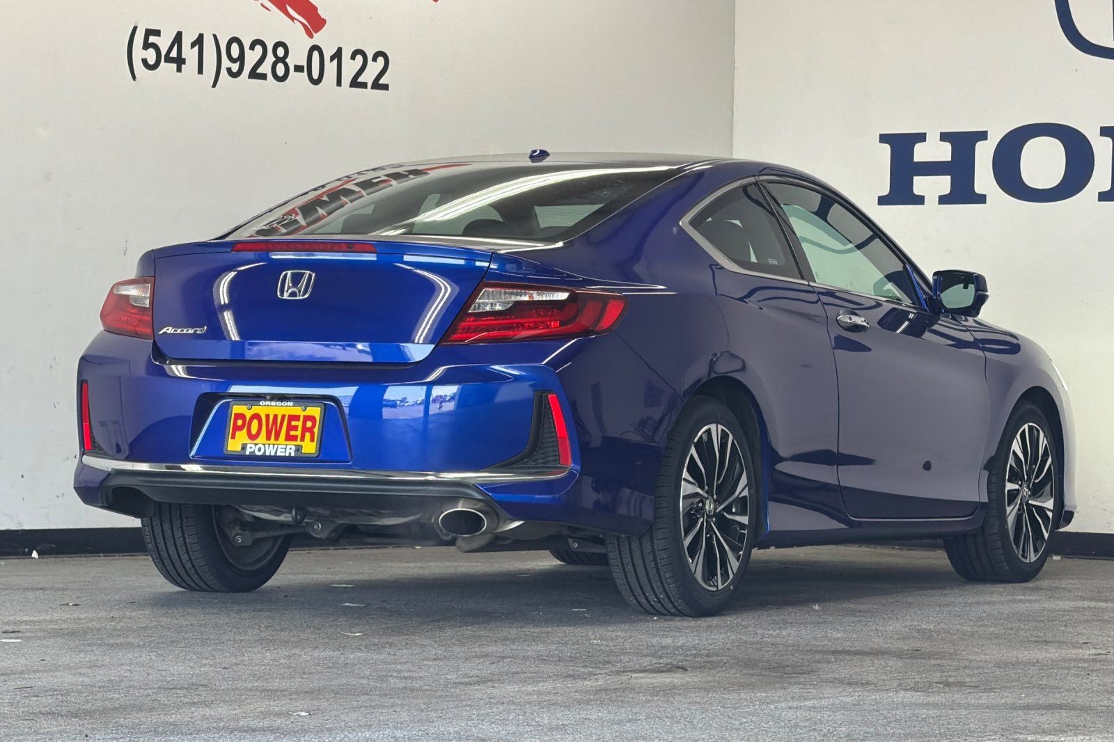 2017 Honda Accord EX-L w/Navigation and Honda Sensing