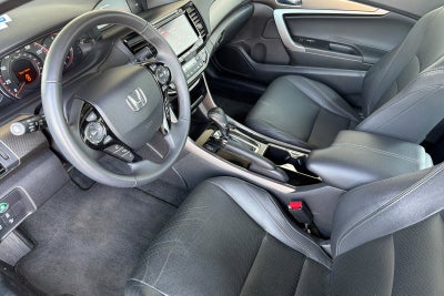 2017 Honda Accord EX-L w/Navigation and Honda Sensing