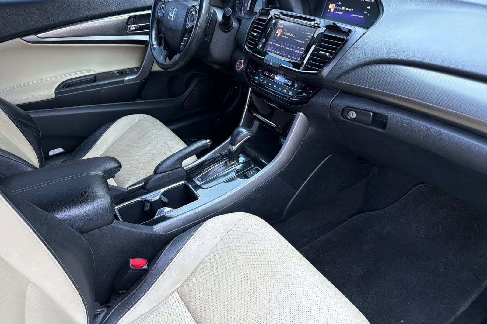 2017 Honda Accord EX-L w/Navigation and Honda Sensing