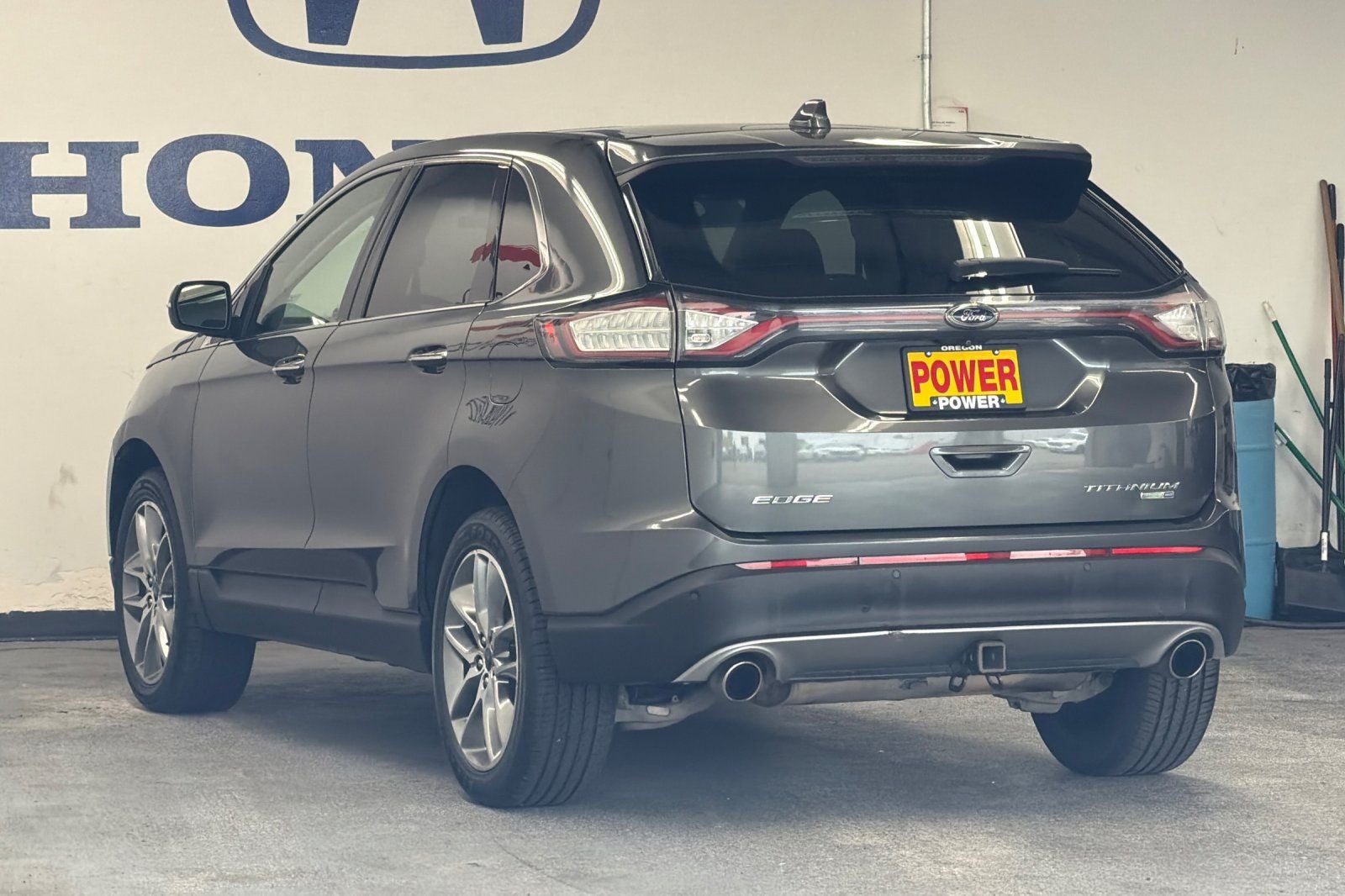 2017 Ford Edge Titanium