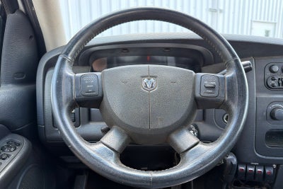 2004 Dodge Ram 2500 SLT