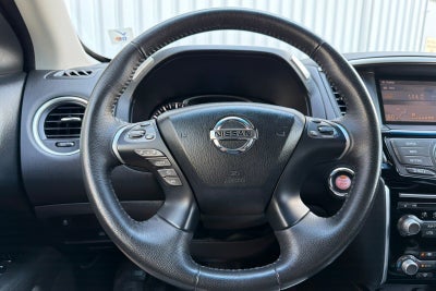 2015 Nissan Pathfinder SV