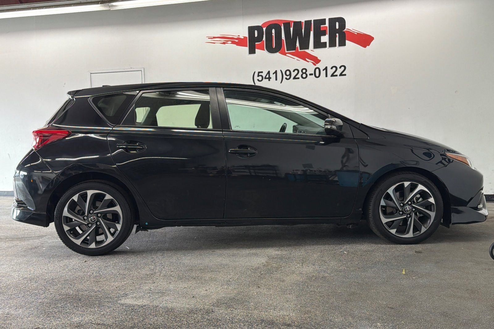2018 Toyota Corolla iM Base