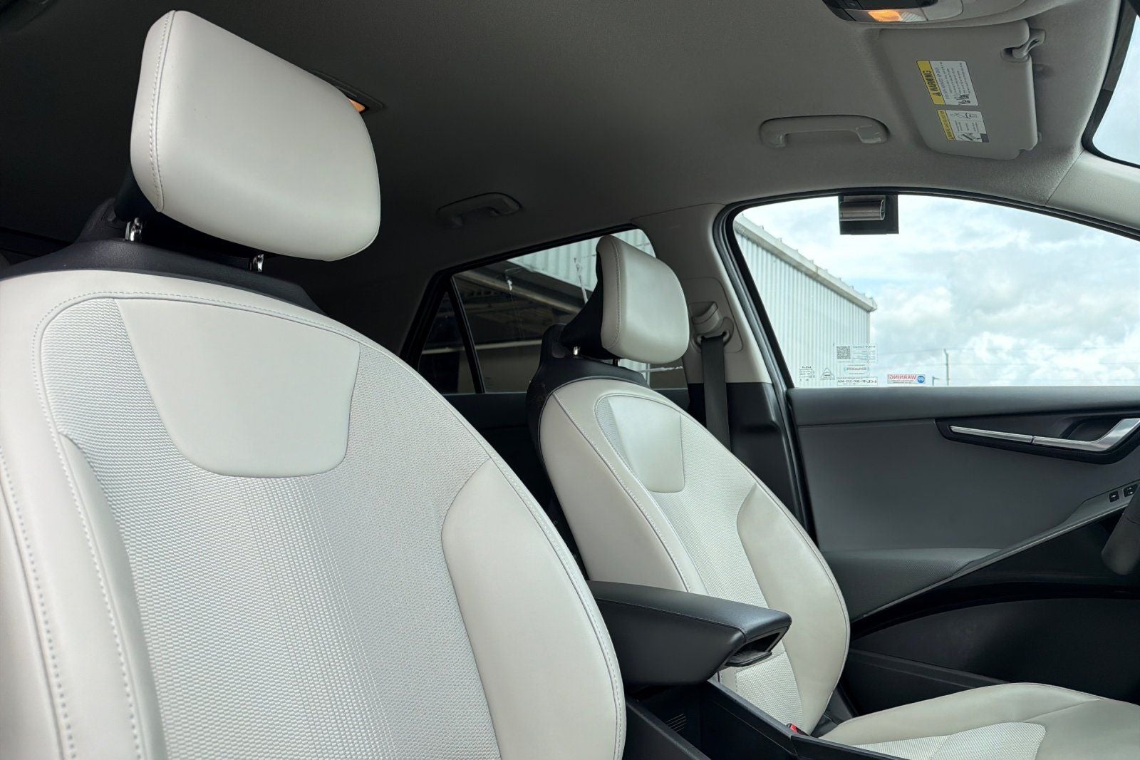 2023 Kia Niro EX