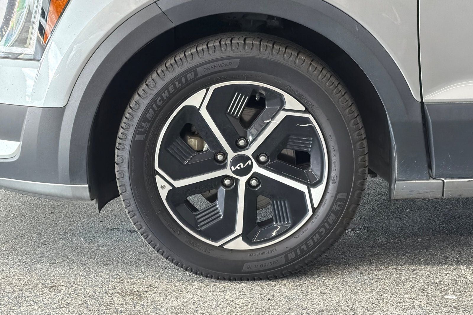 2023 Kia Niro EX