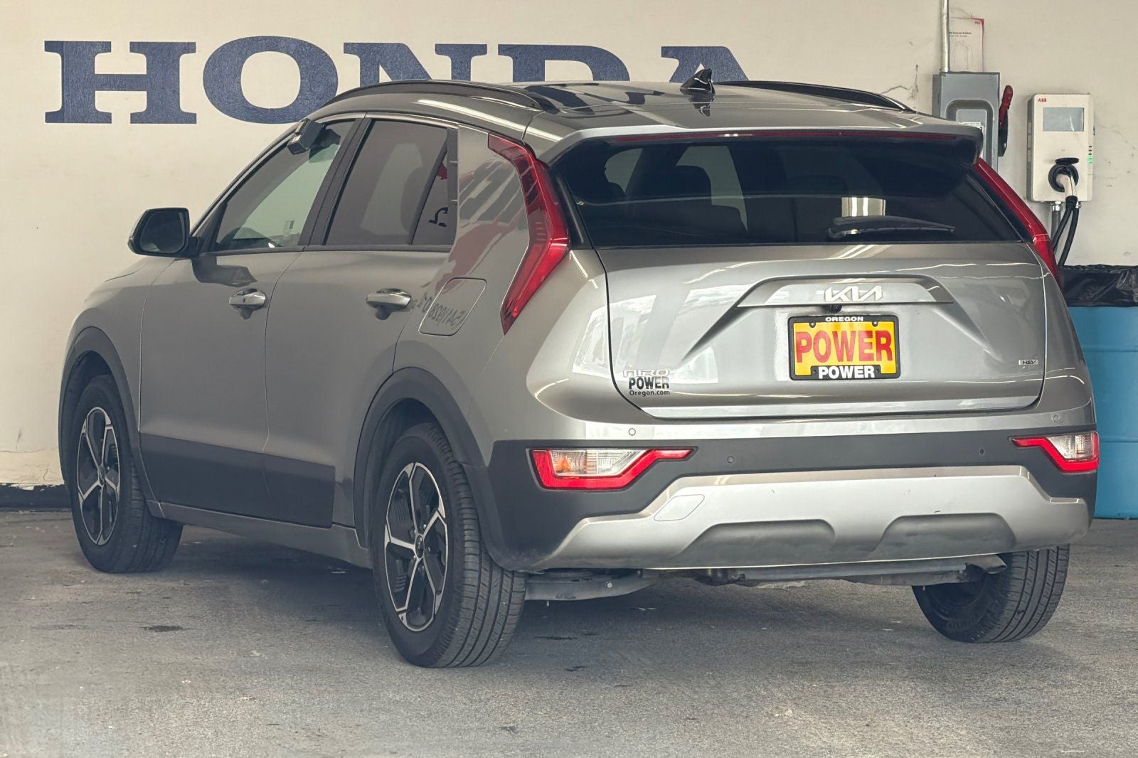 2023 Kia Niro EX