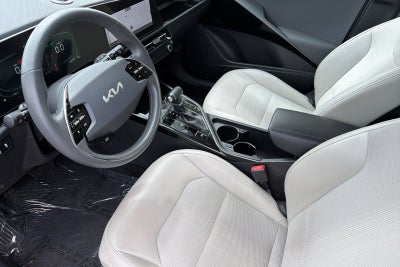 2023 Kia Niro EX