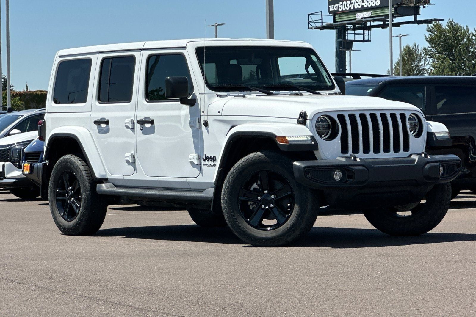 2022 Jeep Wrangler Unlimited Sahara Altitude