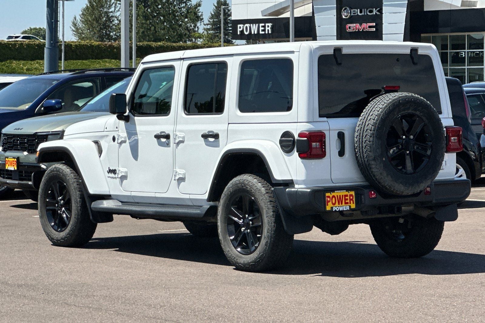 2022 Jeep Wrangler Unlimited Sahara Altitude
