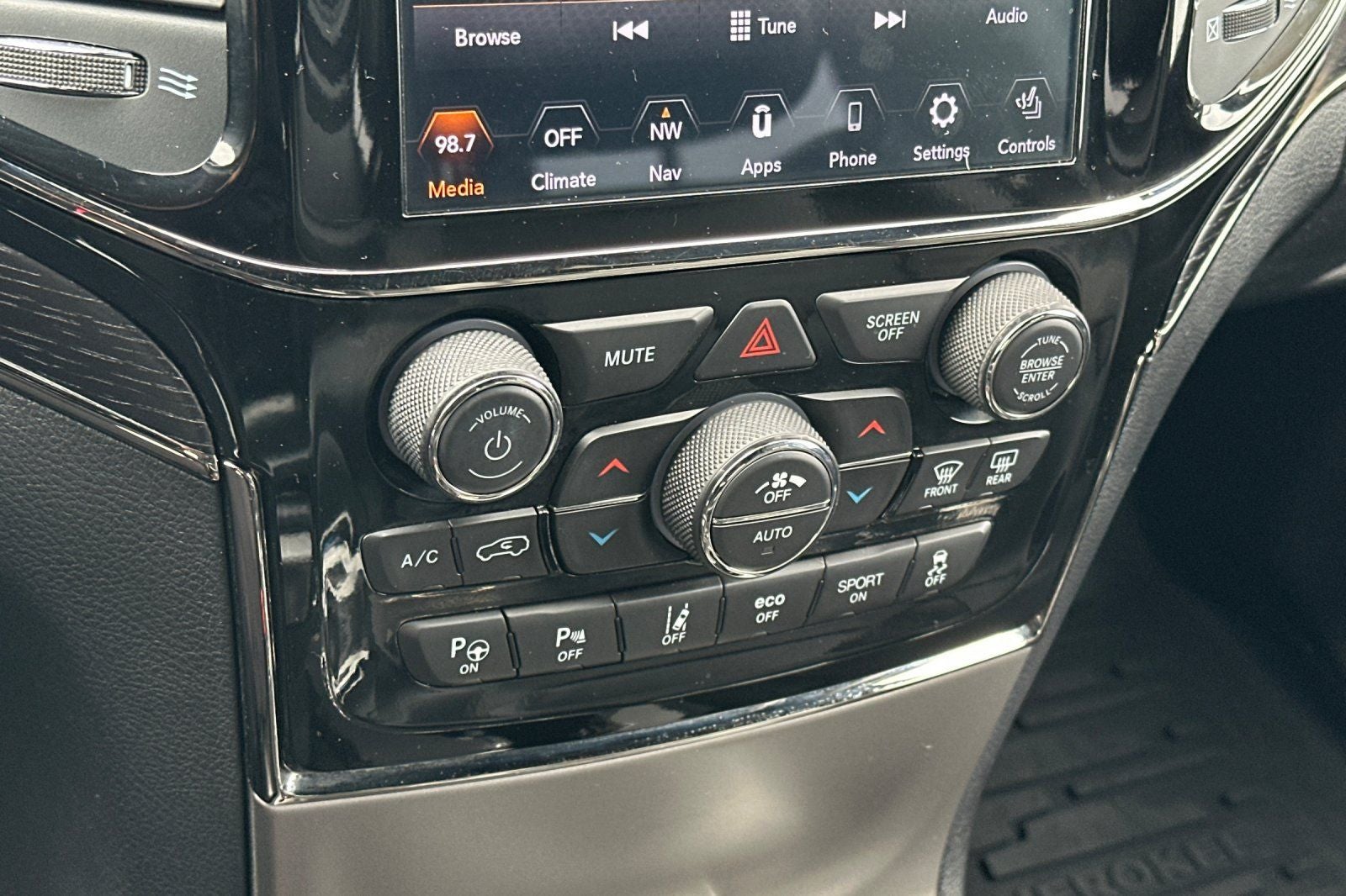 2020 Jeep Grand Cherokee Overland