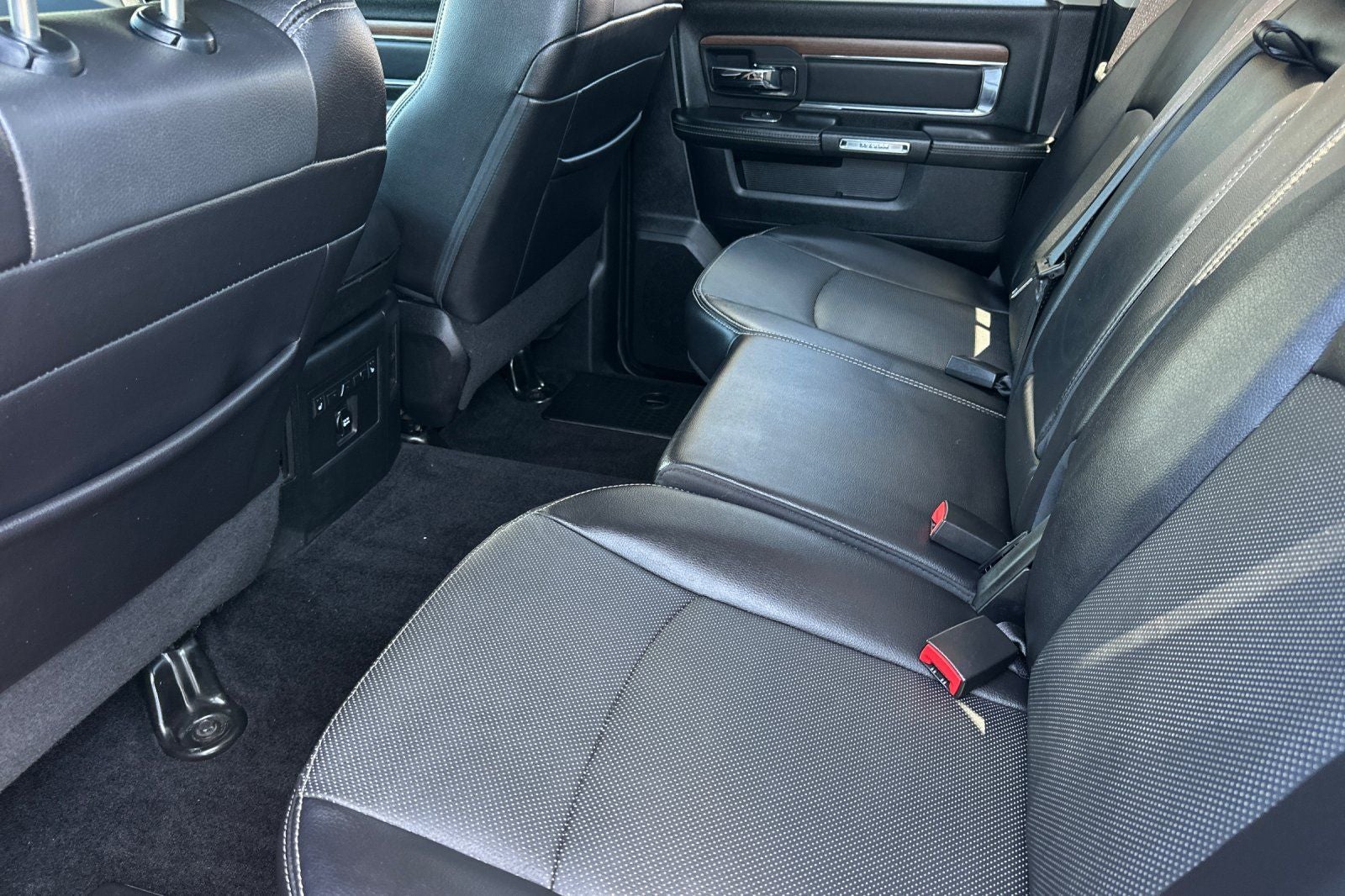 2016 RAM 1500 Laramie