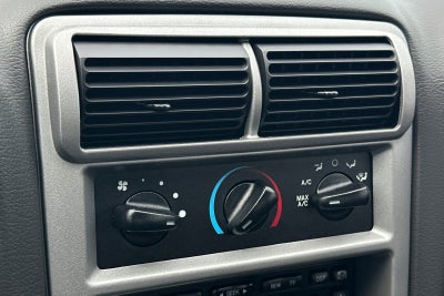 2003 Ford Mustang GT Deluxe