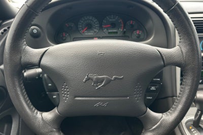 2003 Ford Mustang GT Deluxe
