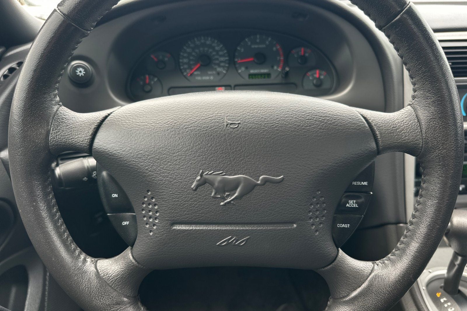 2003 Ford Mustang GT Deluxe