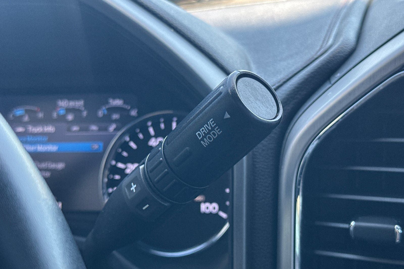 2022 Ford F-350SD Platinum