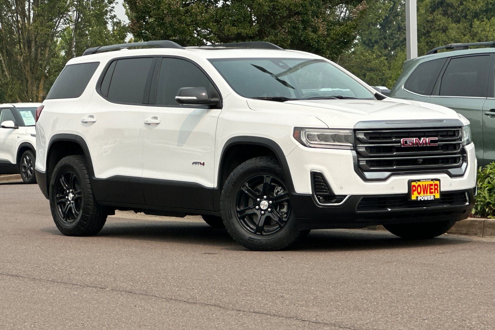 2023 GMC Acadia AT4