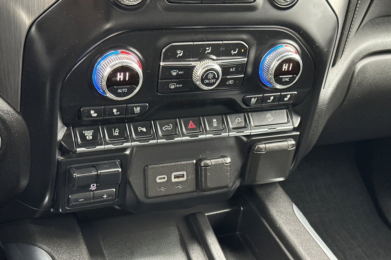 2020 GMC Sierra 3500HD Denali