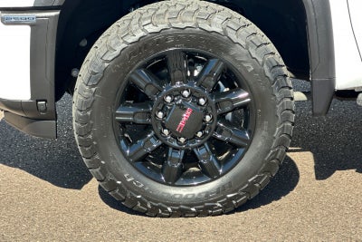 2025 GMC Sierra 2500HD AT4