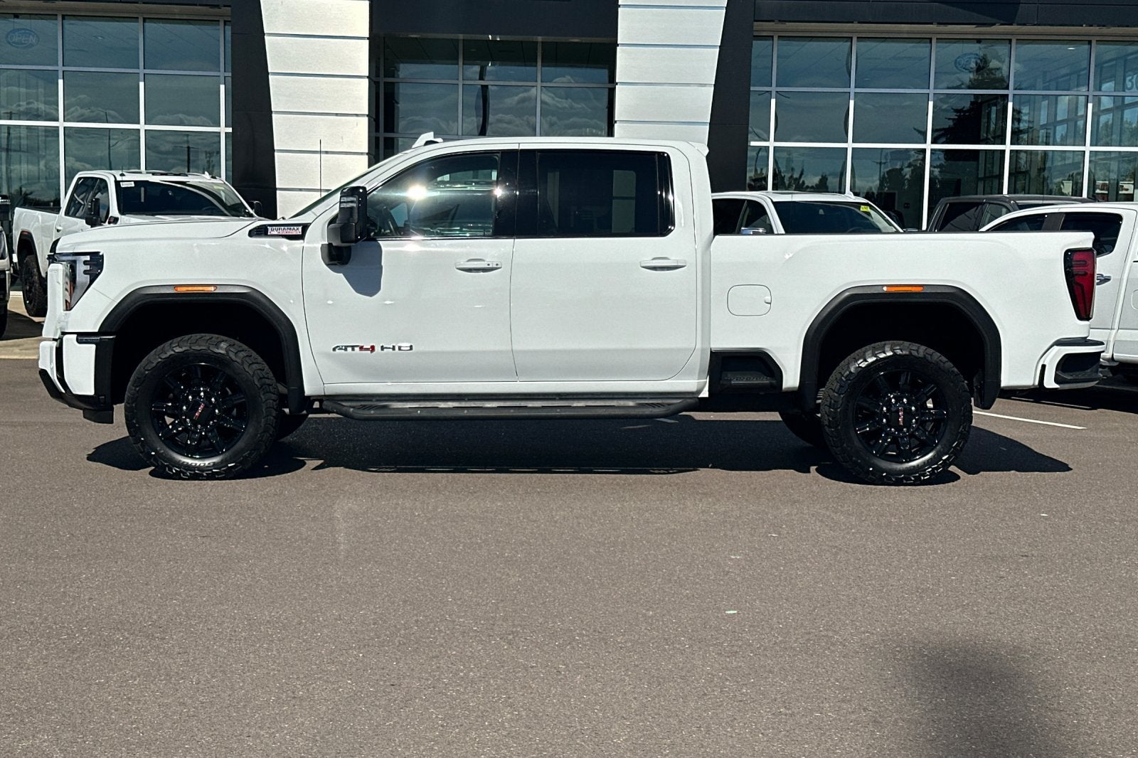 2025 GMC Sierra 2500HD AT4