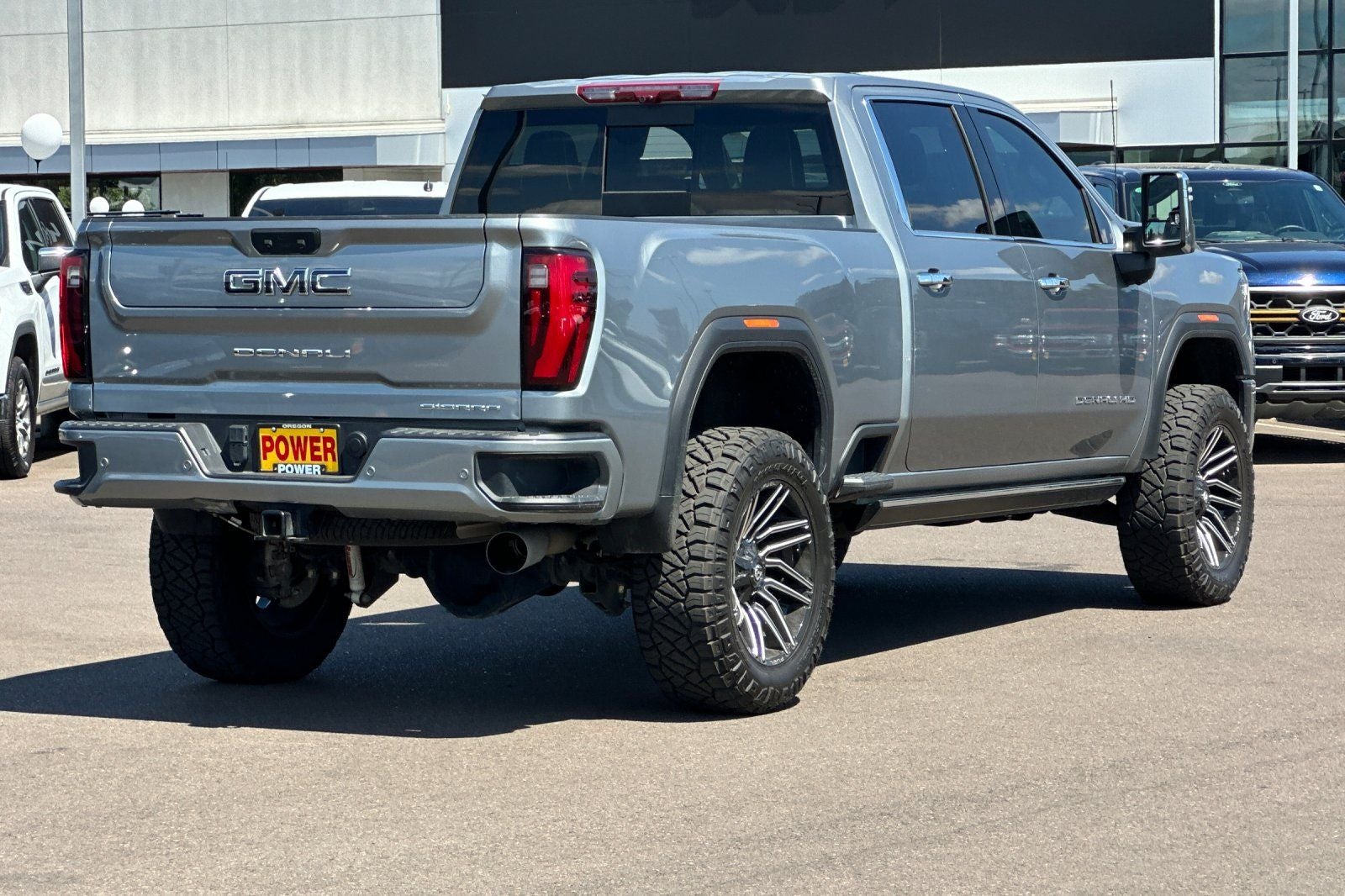 2025 GMC Sierra 3500HD Denali Ultimate