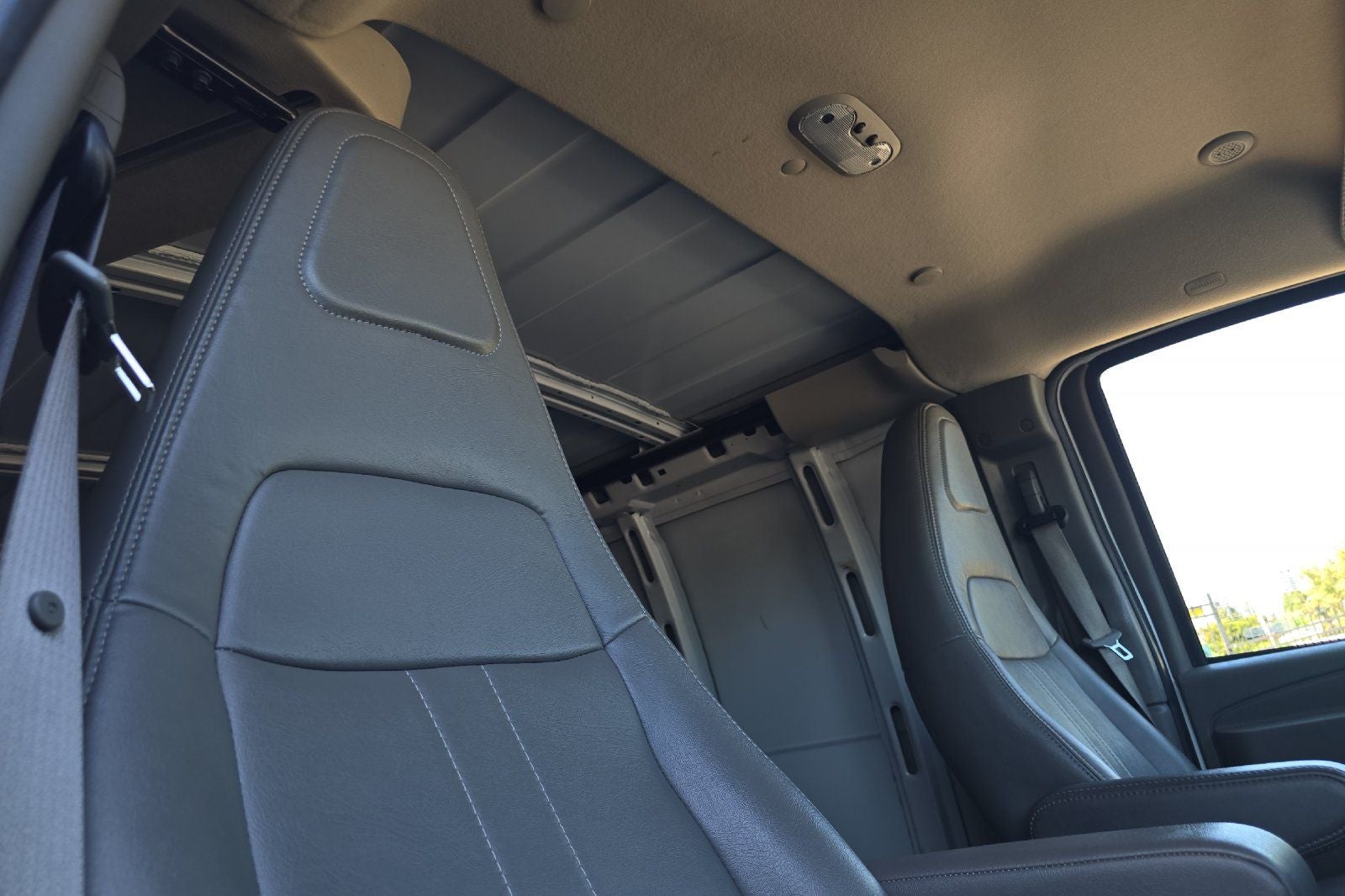 2023 GMC Savana 2500 Work Van