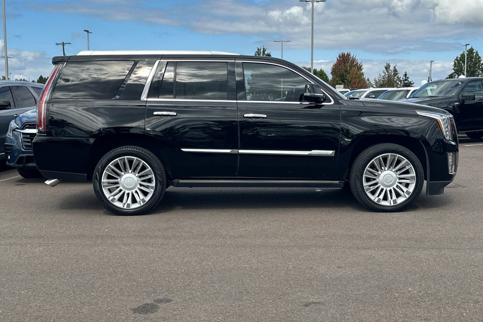 2015 Cadillac Escalade Platinum Edition