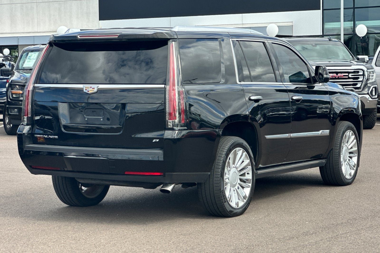 2015 Cadillac Escalade Platinum Edition