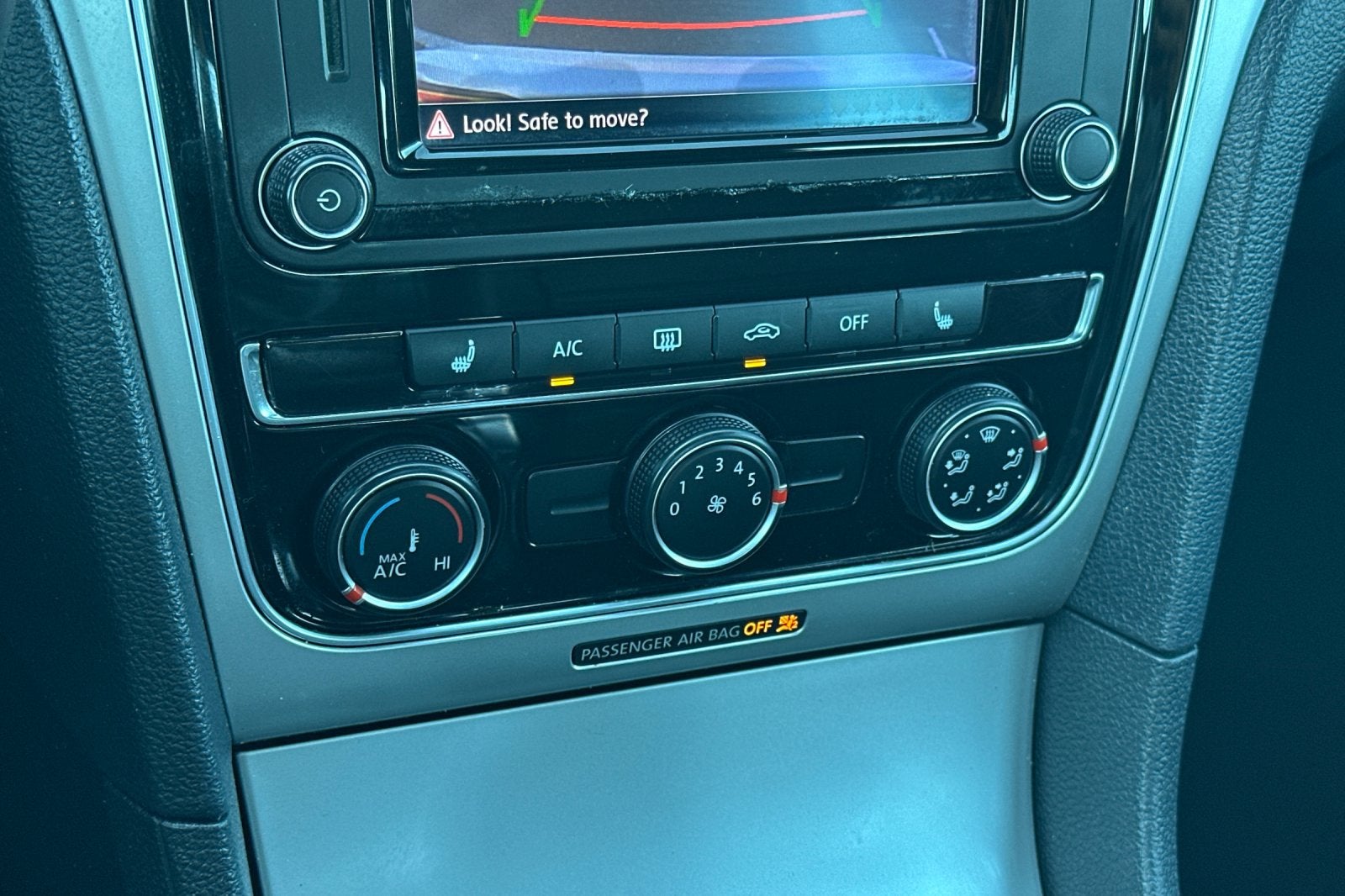 2019 Volkswagen Passat 2.0T Wolfsburg