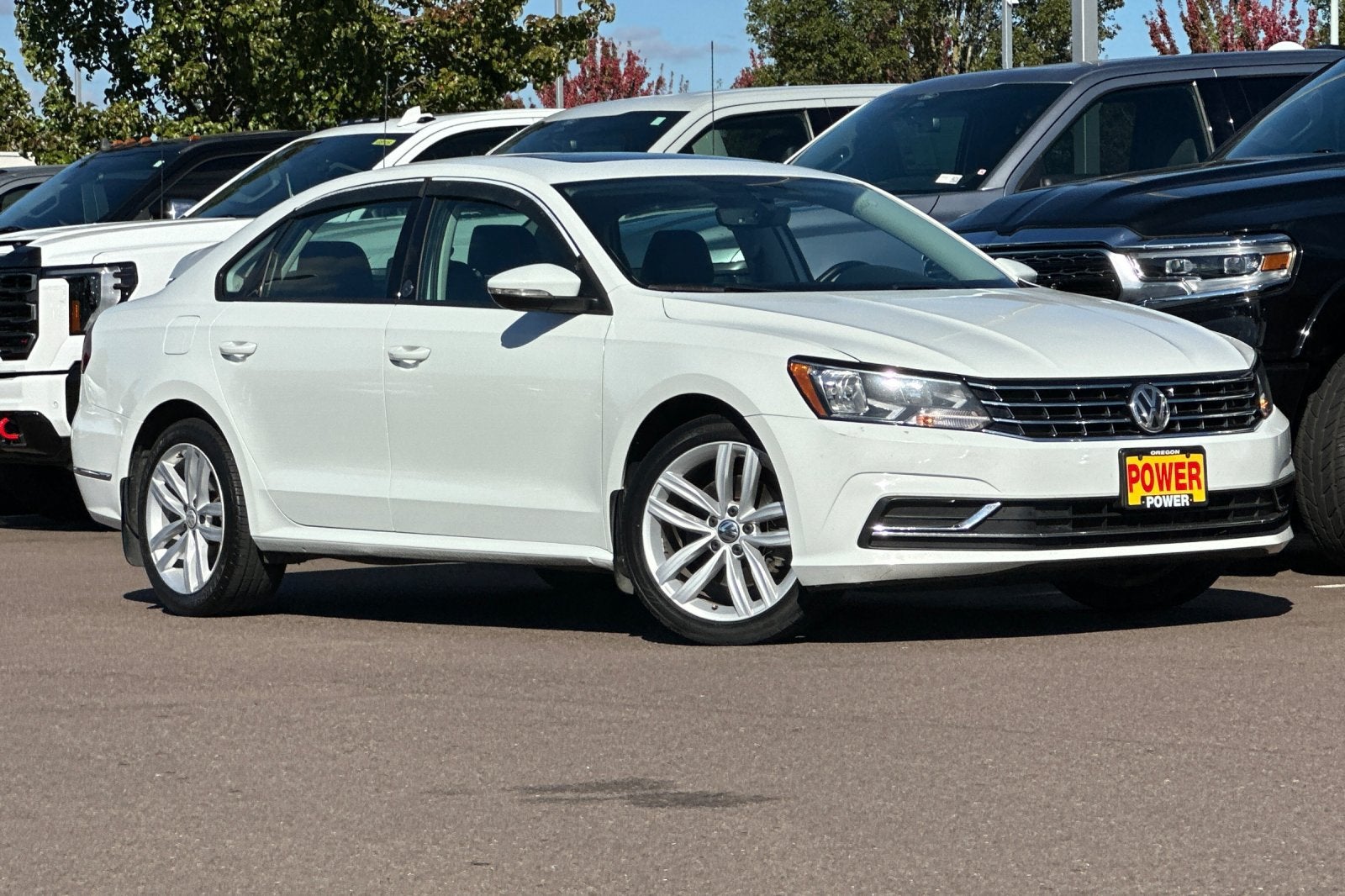 2019 Volkswagen Passat 2.0T Wolfsburg