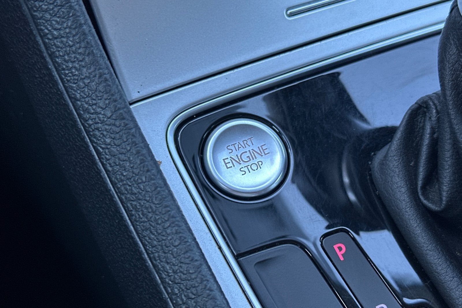 2019 Volkswagen Passat 2.0T Wolfsburg
