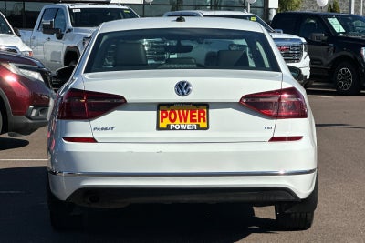 2019 Volkswagen Passat 2.0T Wolfsburg